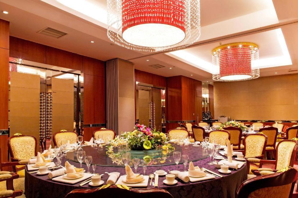 Shenyang Haiyun Jinjiang International Hotel Exterior foto